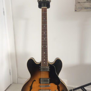 Gibson_ES_335_location