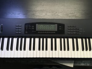 Korg 01/w PRO X à vendre occasion