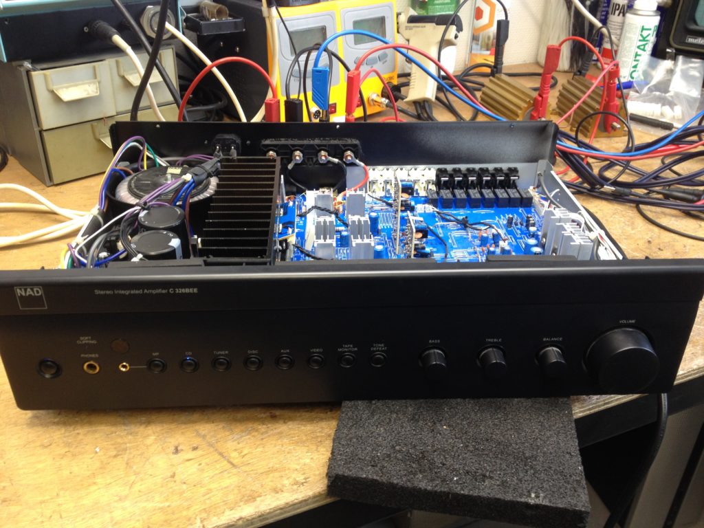 Nad 326 BEE réparation