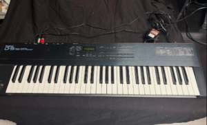 Roland D5 à vendre occasion