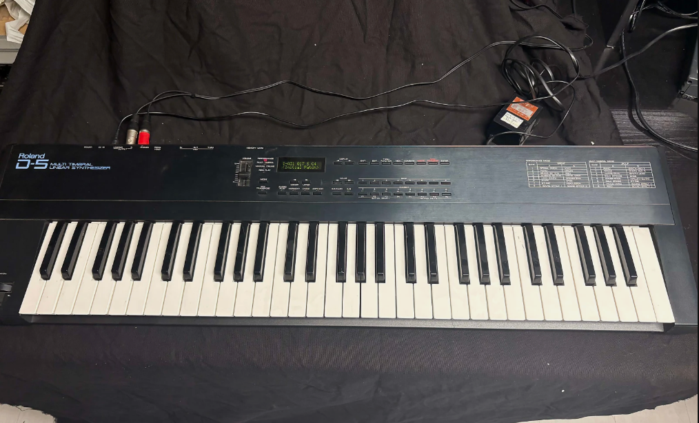 Roland D5 à vendre occasion